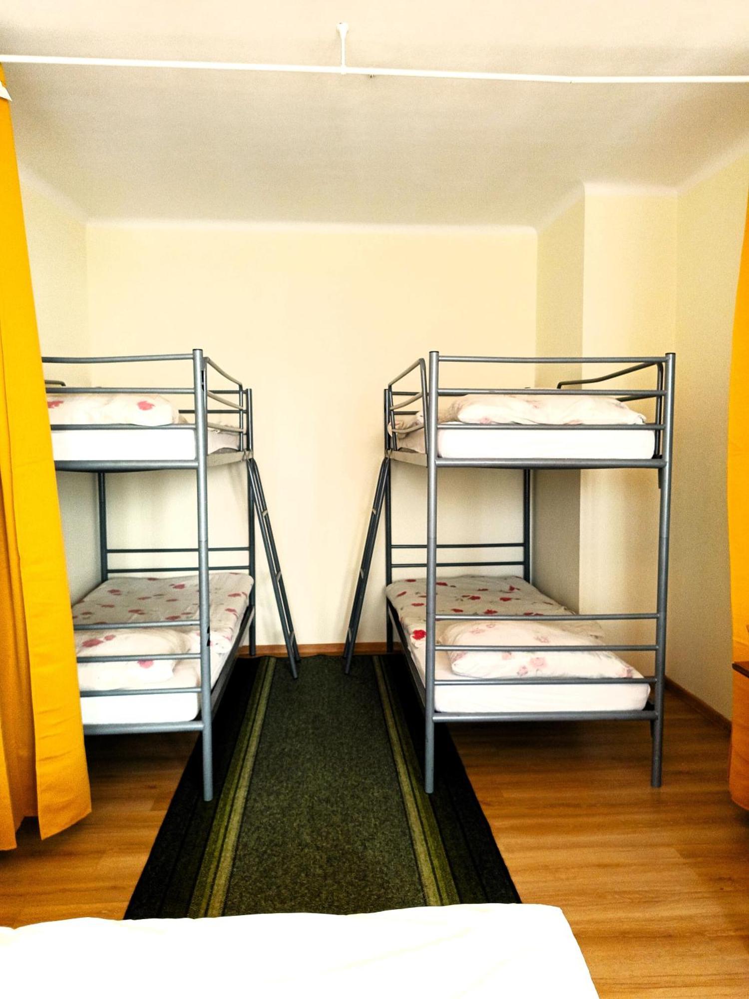 Hostel Omega Жешов Екстериор снимка