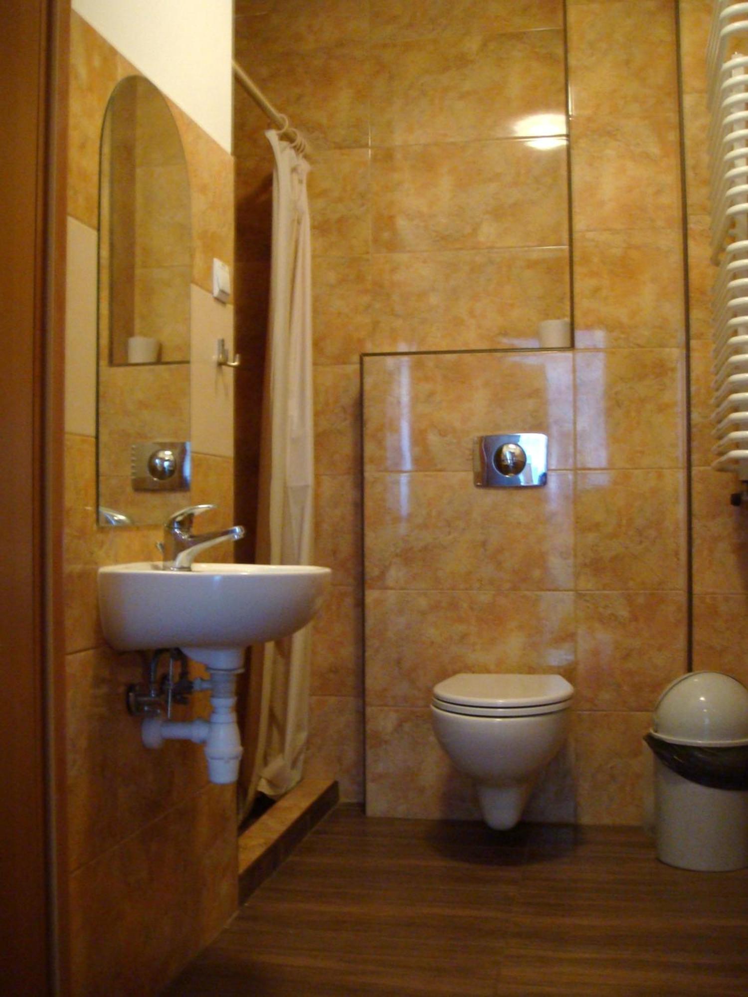 Hostel Omega Жешов Екстериор снимка