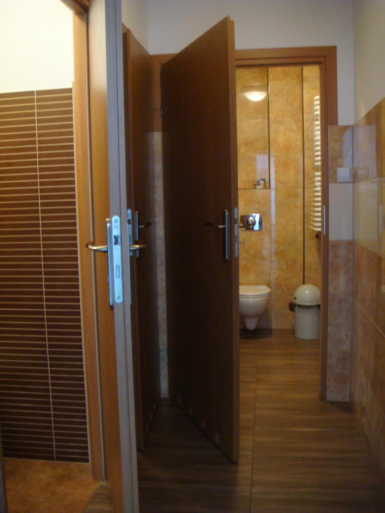 Hostel Omega Жешов Екстериор снимка